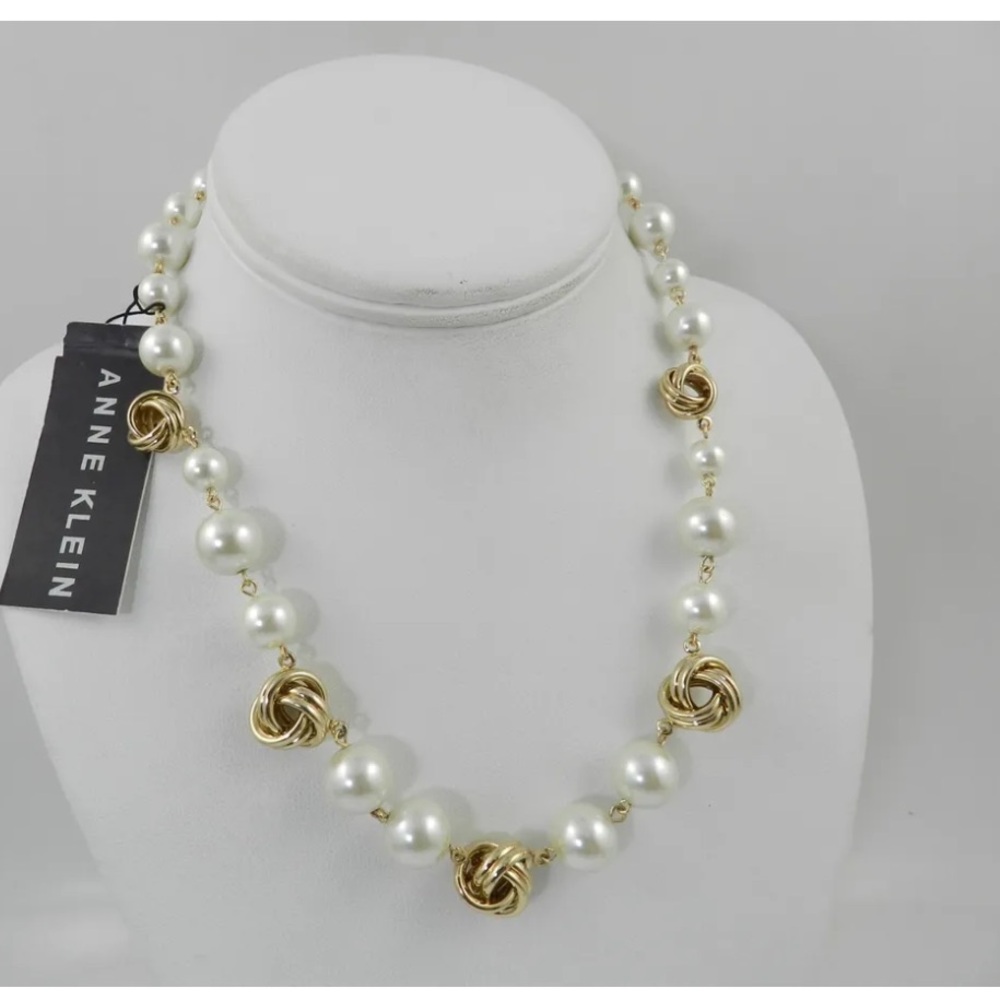 NWT Anne Klein Necklace gold tone & faux pearls w/ love knots